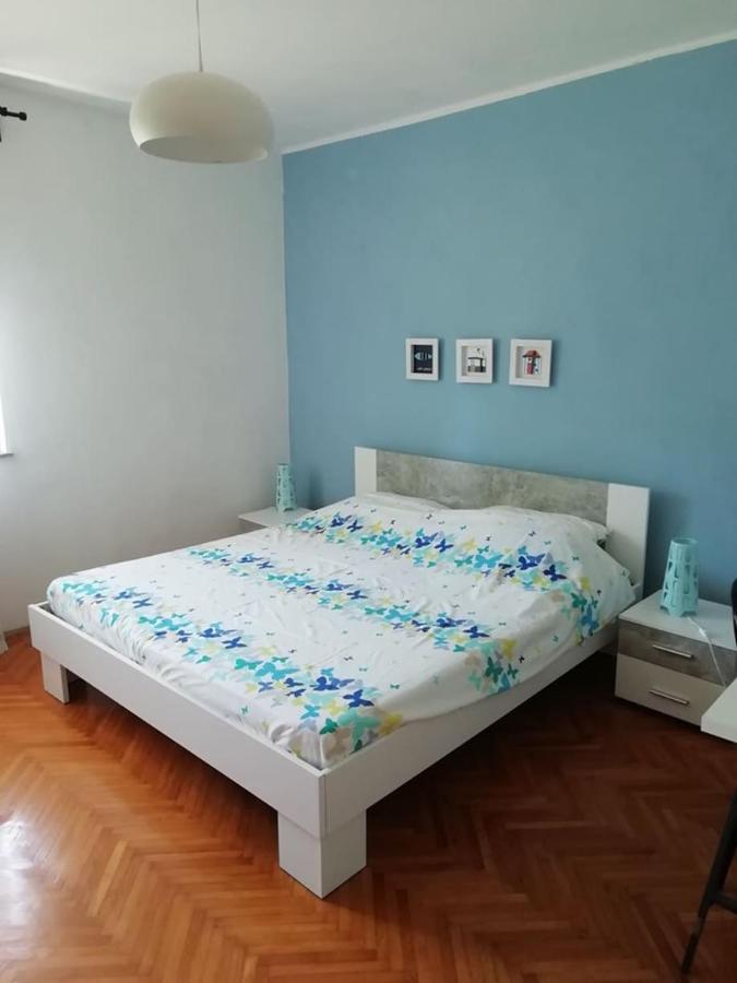 Mystra Apartman Póla Kültér fotó